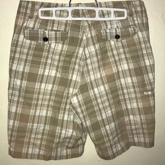 3/$15 Men’s dockers form plaid summer shorts size 30 - Picture 7 of 7